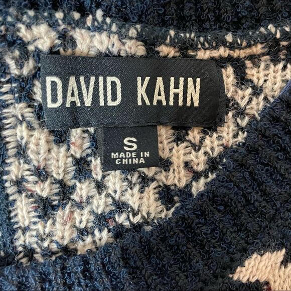 David Kahn cream and navy patterned sweater Small - Picture 10 of 12